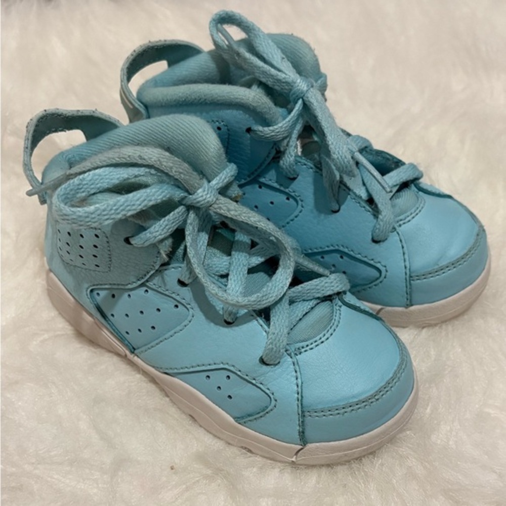 Nike Air Jordan‎ VI 6 Retro “Pantone” Still Blue Baby Blue 645127-407 Toddler 8c